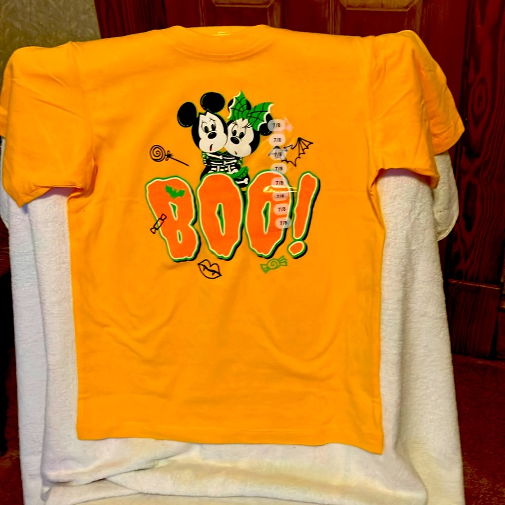 Girls size 7/8 Tee w/Minnie & Mickey in orange